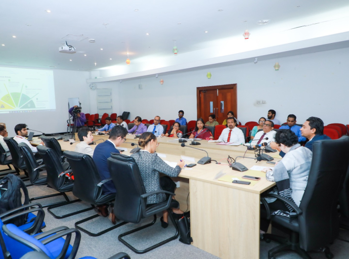 IMF, Industry Ministry Discuss Industrial Growth and Economic Reforms